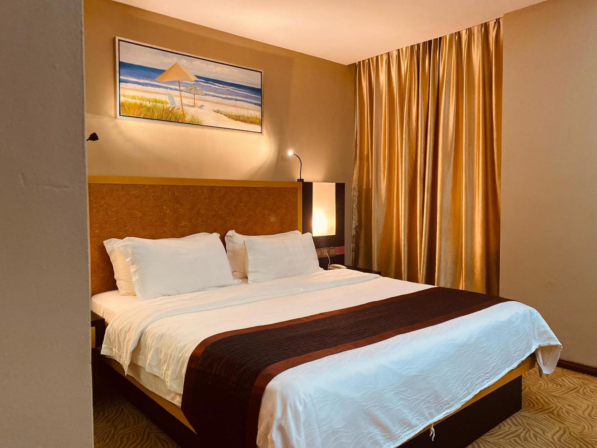 Meritz Hotel 4*